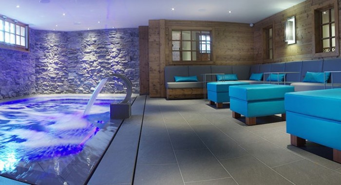 Hotel Les Champs Fleuris, Morzine ski chalet, image 7
